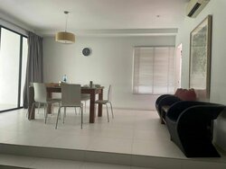 The Esta (D15), Condominium #457624111